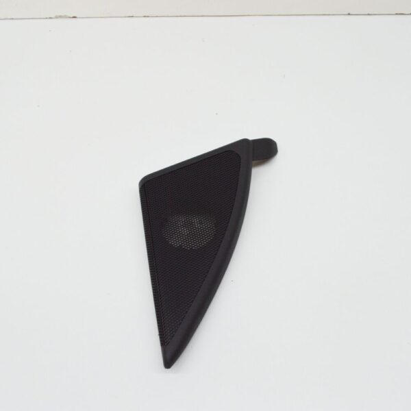 A20372002489051 - NEW MERCEDES-BENZ C W203 FRONT RIGHT DOOR TWEETER COVER A20372002489051