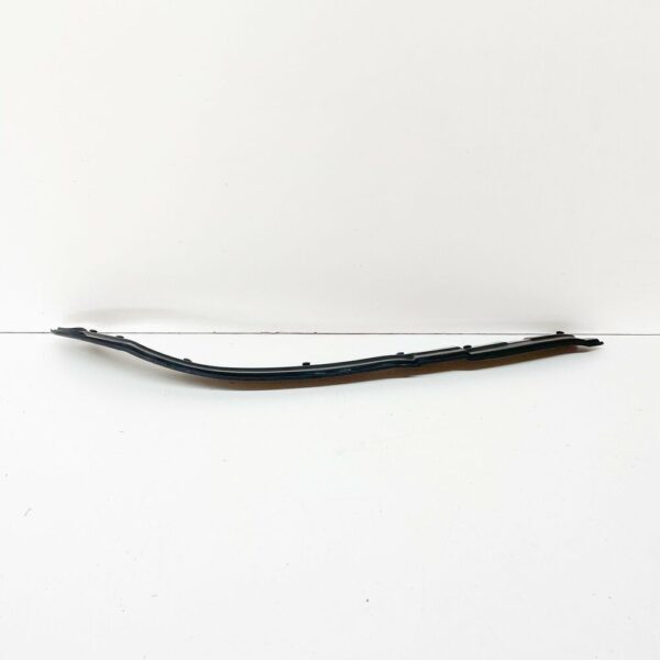 A2037201678 - NEW MERCEDES-BENZ C W203 FRONT RIGHT DOOR SEALING FRAME A2037201678 OEM