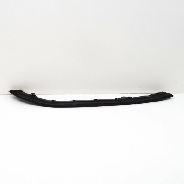 A2037202078 - NEW MERCEDES C-CLASS W203 FRONT DOOR WEATHERSTRIP SEAL RIGHT A2037202078