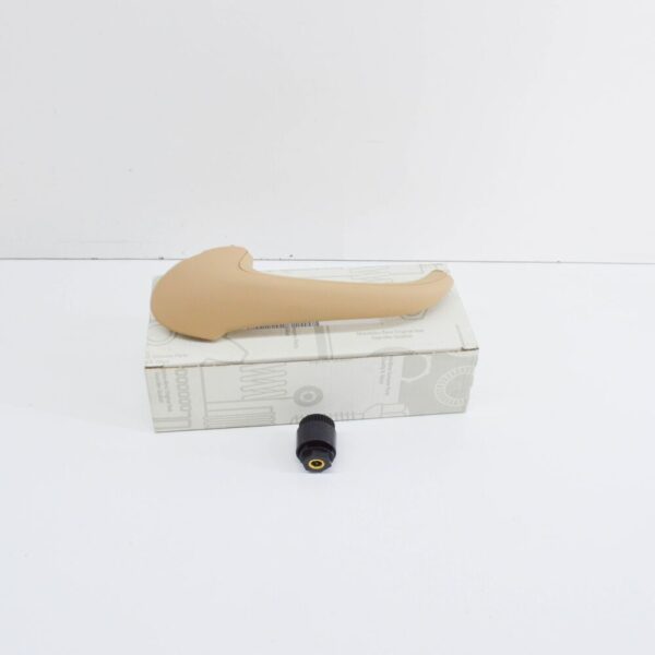 A20381008511434 - NEW MERCEDES-BENZ C W203 FRONT RIGHT DOOR GRAB HANDLE A20381008511434 ORIGINAL