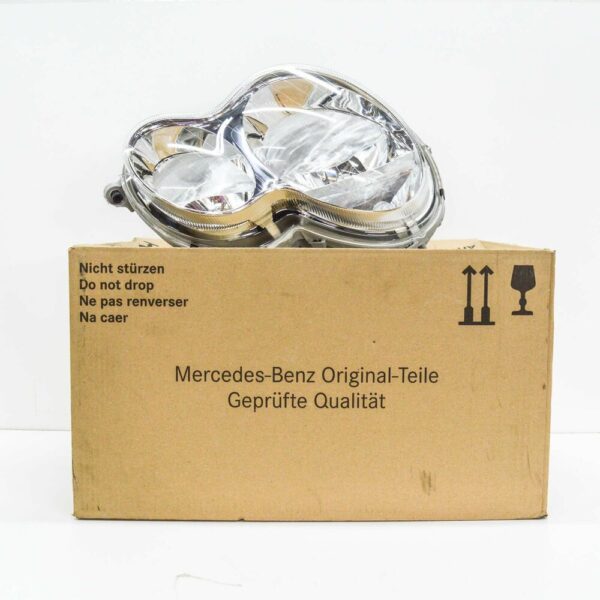 A2038201259 - NEW MERCEDES-BENZ C W203 FRONT RIGHT HEADLIGHT UNIT RHD A2038201259 OEM