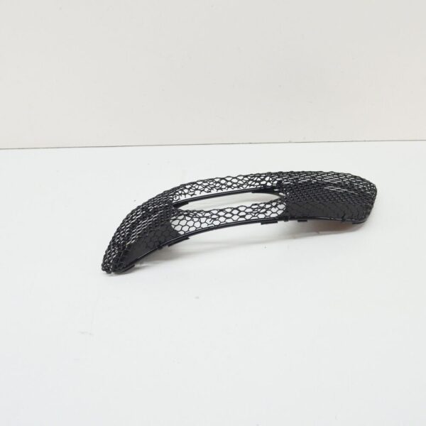 A2038851653 - Mercedes-Benz C W203 radiator grille front right A2038851653 new