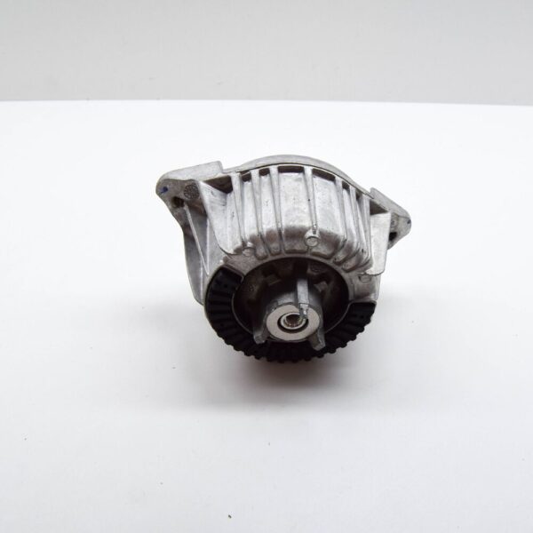 A2042405917 - MERCEDES-BENZ C W204 FRONT RIGHT ENGINE SUPPORT A2042405917 NEW GENUINE