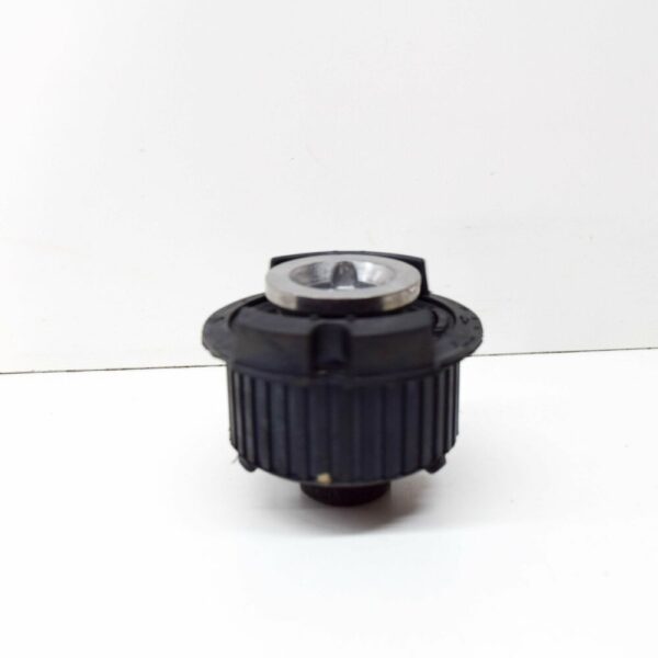 A2043510842 - NEW MB C W204 REAR SUBFRAME CARRIER SUSPENSION HUB MOUNT A2043510842 OEM