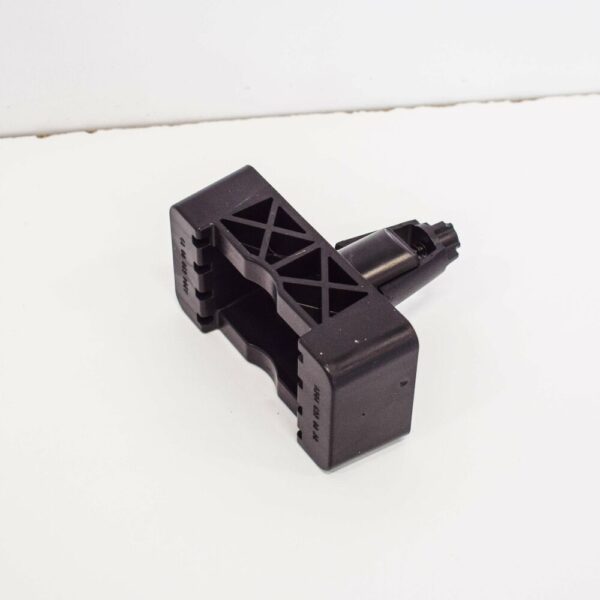 A2046900009 - NEW MB GLK-CLASS X204 FRONT RIGHT CAR MOUNTING JACK PAD A2046900009 2015