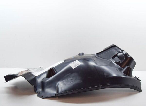 A2046905030 - MB C W204 Front Right Wheelhouse Cover Rear Part A2046905030 NEW GENUINE