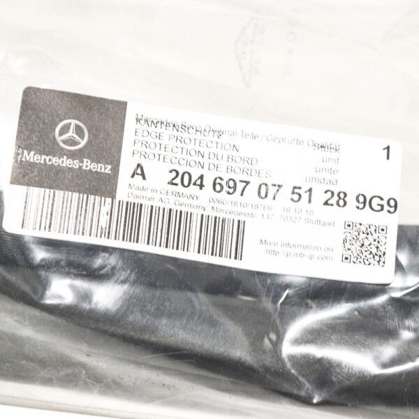 A2046970751289G90 - Mercedes-Benz GLK-CLASS X204 gasket rubber front door A2046970751289G90 new
