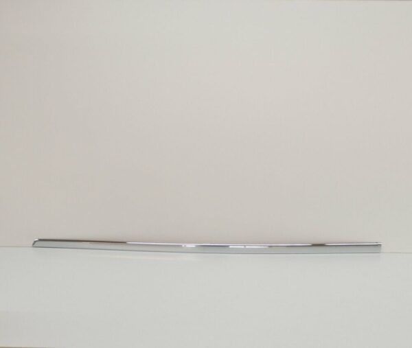 A2047200680 - NEW MERCEDES-BENZ GLK-CLASS X204 FRONT RIGHT DOOR CHROME MOLDING TRIM