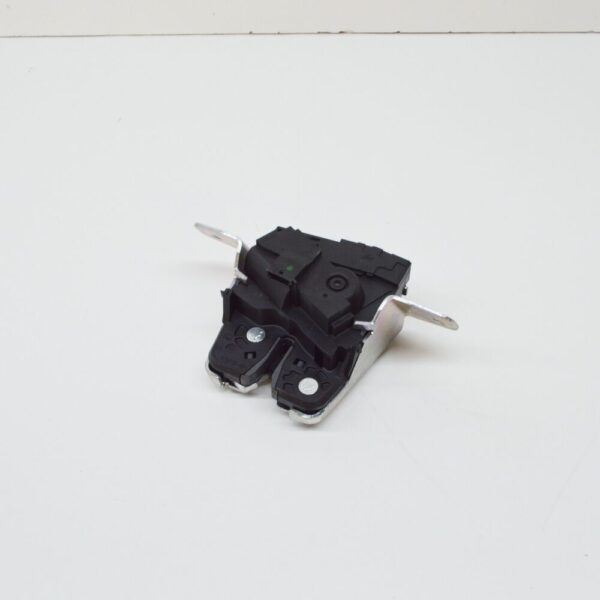 A2047401300 - NEW MERCEDES-BENZ E S212 REAR-END DOOR BOTTOM LOCK A2047401300