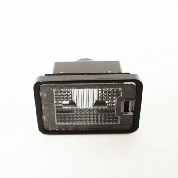 A2048201056 - NEW MERCEDES GLK-CLASS X204 LICENSE PLATE LIGHT A2048201056