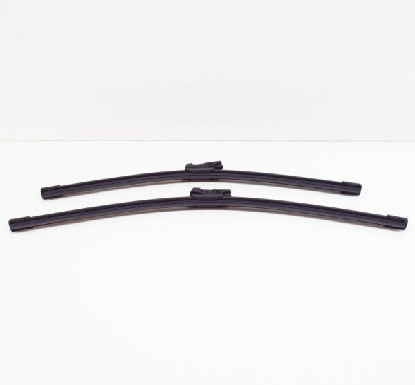 A2048201400 - NEW MERCEDES-BENZ GLK X204 FRONT WINDSHIELD WIPER BLADE LHD A2048201400 ORIGINAL