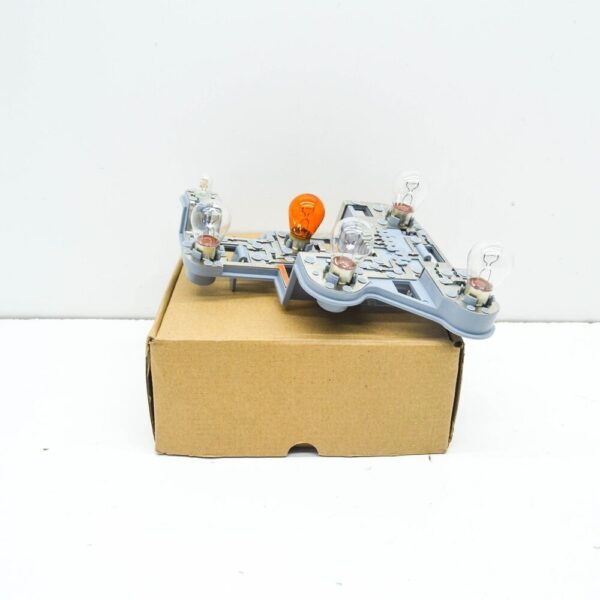 A2048201600 - MERCEDES-BENZ C W204 Rear Right Tail Light Bulb Holder A2048201600 NEW GENUINE
