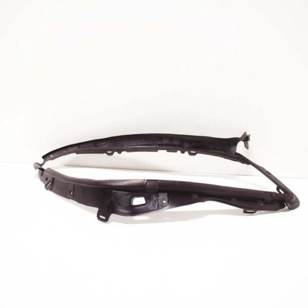 A2048260158 - NEW MERCEDES BENZ C W204 FRONT RIGHT HEADLIGHT SEAL TRIM A2048260158
