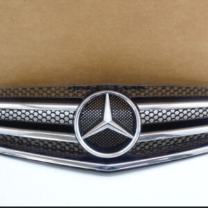 A2048801083 - NEW MERCEDES-BENZ C W204 RADIATOR GRILLE A2048801083