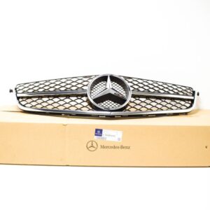 A2048802483 - NEW MERCEDES-BENZ C W204 RADIATOR GRILLE A2048802483 ORIGINAL