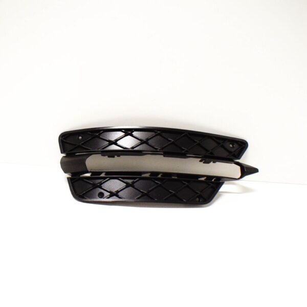A2048851453 - MB C-Class W204 AMG Bumper Front Right Lower Grill A2048851453 New 2010