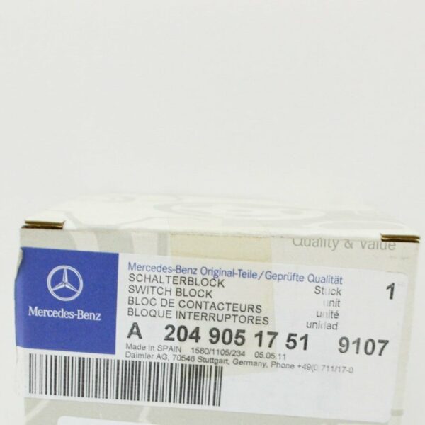 A2049051751 - Mercedes-Benz C-Class W204 HEADLIGHTS OPERATING CONTROL UNIT A2049051751