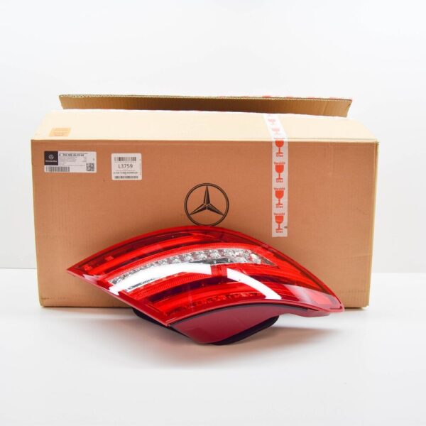 A2049060603 - Mercedes-Benz C W204 Rear Left Tail Light A204906060364 NEW