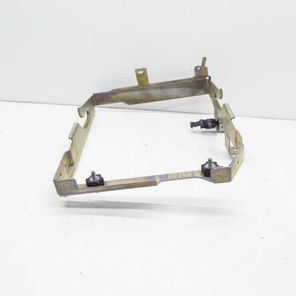 A2055004000 - NEW MB C W205 AMG RIGHT COOLER RADIATOR MOUNT BRACKET A2055004000 ORIGINAL