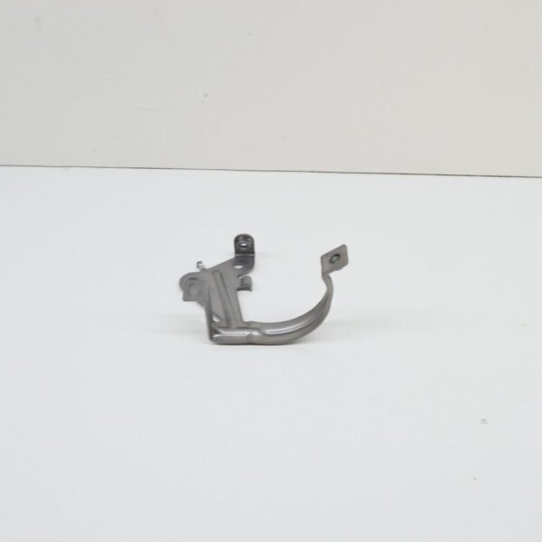A2055013020 - NEW MERCEDES-BENZ C W205 COOLANT PUMP BRACKET A2055013020 GENUINE
