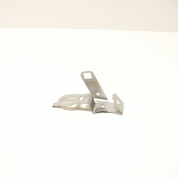 A2055240040 - NEW MERCEDES-BENZ C W205 FRONT LEFT SPLASH SHIELD BRACKET A2055240040 ORIGINAL
