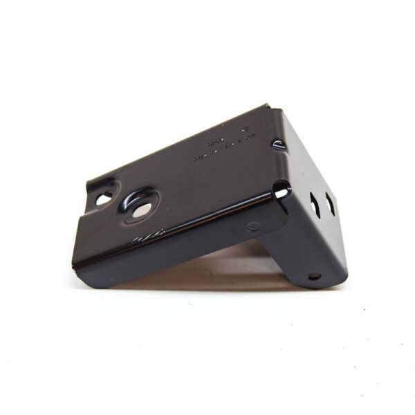 A2056262700 - NEW MB C W205 FRONT LEFT UPPER TIE BAR ANGLE BRACKET A2056262700