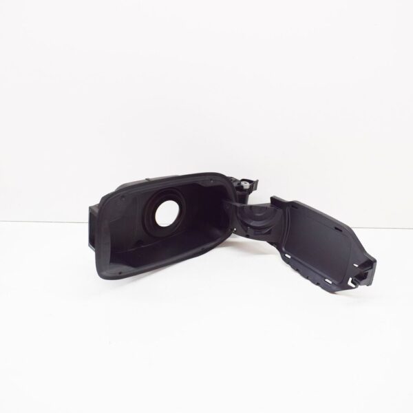 A2056302204 - NEW MERCEDES-BENZ C W205 FUEL TANK FILLER RECESS A2056302204 ORIGINAL