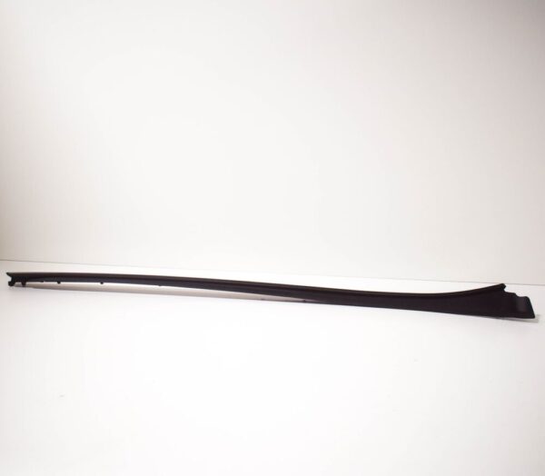 A2056901782 - NEW MB C A205 LEFT WINDSCREEN WATER DEFLECTOR TRIM A2056901782 OEM