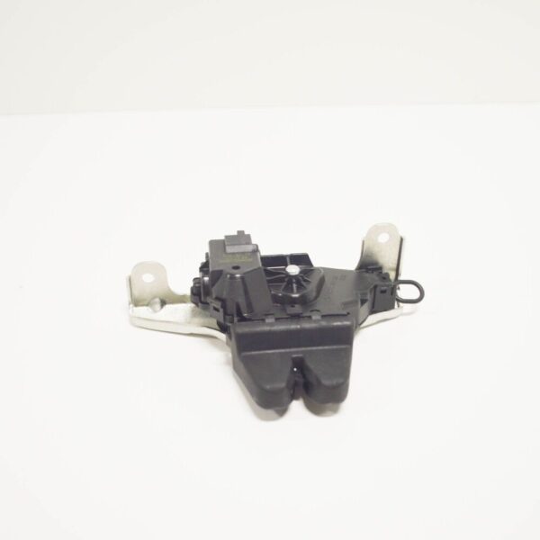 A2057500600 - Mercedes Benz E C238 Rear Tailgate Boot Lid Lock A2057500600 NEW GENUINE