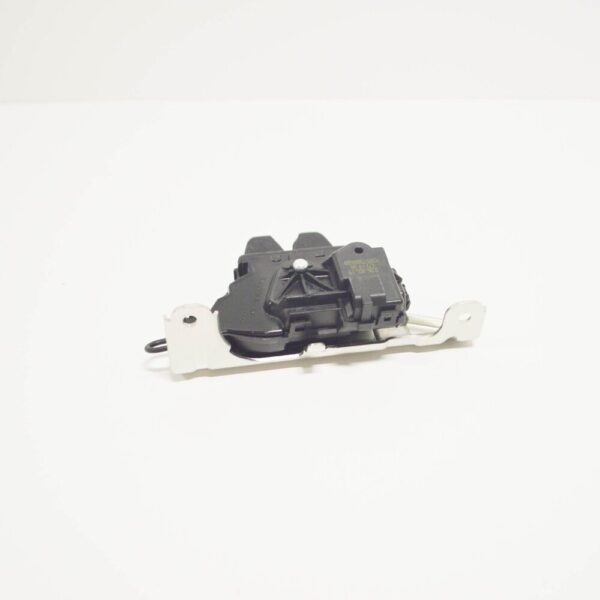 A2057500600 - Mercedes Benz E C238 Rear Tailgate Boot Lid Lock A2057500600 NEW GENUINE