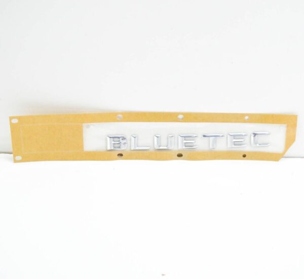 A2058171515 - Mercedes-Benz C W205 Bluetec rear emblem logo A20581715 new