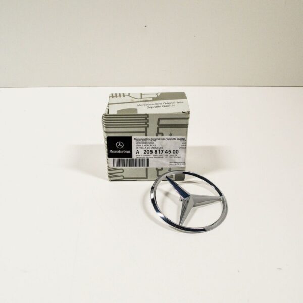 A2058174500 - Mercedes-Benz C W205 Rear Boots Star Badge Emblem A2058174500 New