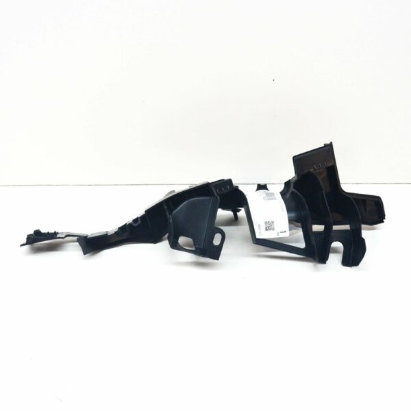 A2058311801 - NEW MB C W205 FRONT RIGHT LOWER AIR DUCT COWL SEAL A2058311801 17-19 ORIGINAL