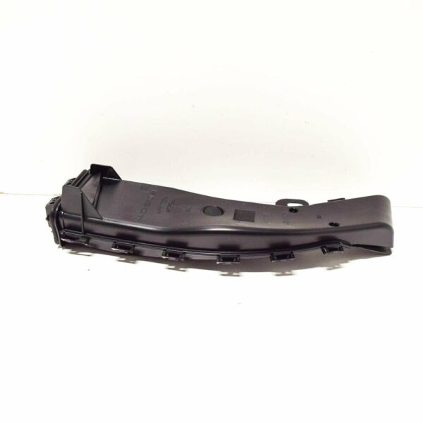 A2058320184 - NEW MERCEDES BENZ C W205 DRAIN LEFT VALVE COVER A2058320184 GENUINE