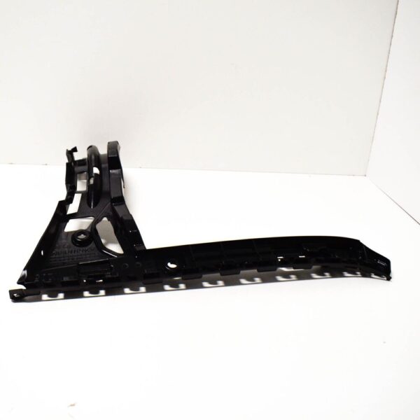 A2058801802 - NEW MB C-CLASS W205 REAR BUMPER RIGHT SIDE BRACKET A2058801802 OEM