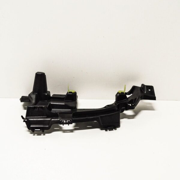 A2058850100 - NEW MERCEDES-BENZ AMG C-CLASS W205 REAR BUMPER BRACKET LEFT A2058850100