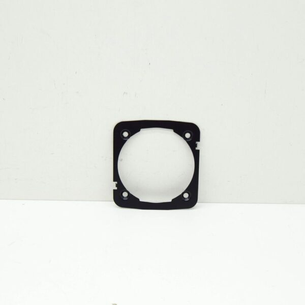 A2058850700 - NEW MERCEDES-BENZ GLC C253 RIGHT BOTTOM CARRIER SUPPORT A2058850700 ORIGINAL