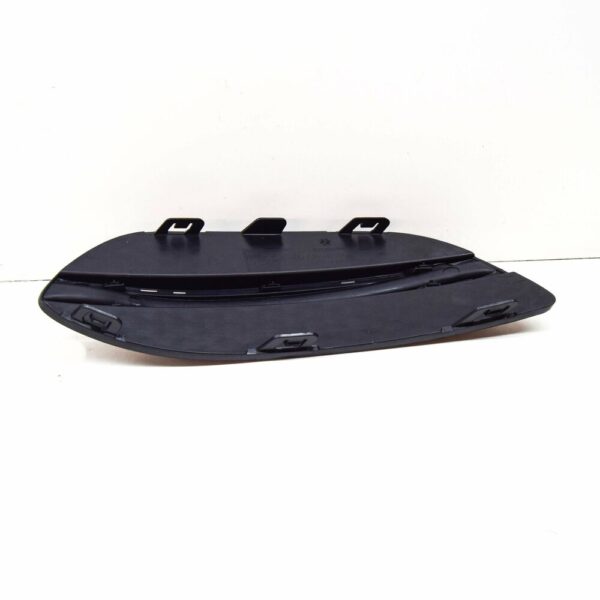 A2058851223 - NEW MERCEDES-BENZ C W205 FRONT BUMPER RIGHT GRILLE COVER A2058851223