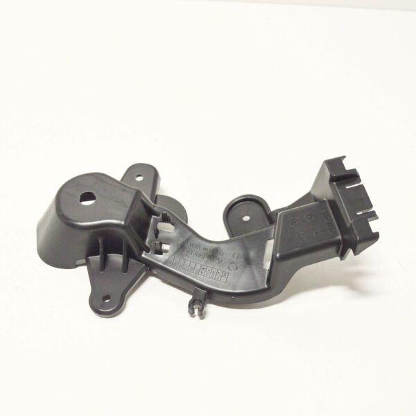 A2058851914 - NEW MERCEDES BENZ C W205 REAR BUMPER LEFT BRACKET HOLDER A2058851914 ORIGINAL
