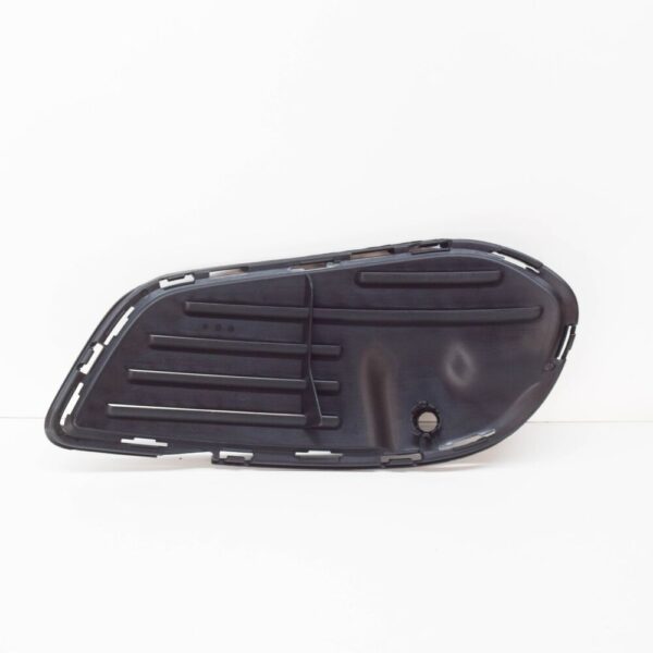 A2058854023 - MERCEDES-BENZ C-CLASS W205 Front Bumper Left Grille A2058854023 2016 New Genuine