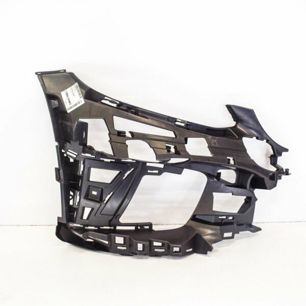 A2058855602 - NEW MERCEDES-BENZ C REAR RIGHT BUMPER HOLDER BRACEKT W205 A2058855602 ORIGINAL