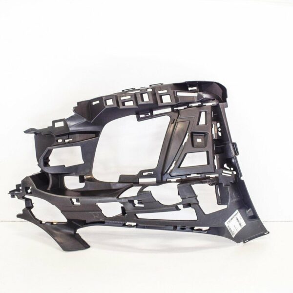 A2058855602 - NEW MERCEDES-BENZ C REAR RIGHT BUMPER HOLDER BRACEKT W205 A2058855602 ORIGINAL