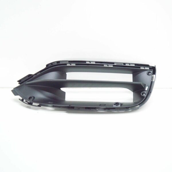 A2058858104 - NEW MERCEDES-BENZ C W205 FRONT BUMPER RIGHT GRILLE A2058858104