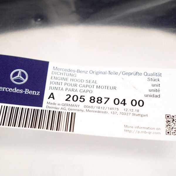 A2058870400 - Mercedes Benz C W205 bonnet cover right A2058870400 NEW GENUINE