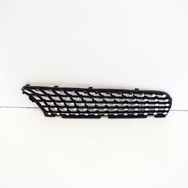 A2058881960 - NEW MERCEDES-BENZ C TOP LEFT SIDE DIAMOND RADIATOR GRILLE COVER W205 A2058881960