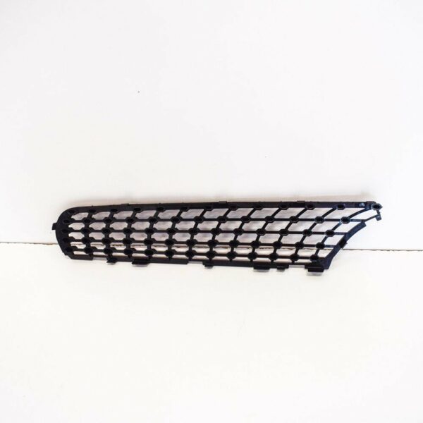 A2058881960 - NEW MERCEDES-BENZ C TOP LEFT SIDE DIAMOND RADIATOR GRILLE COVER W205 A2058881960