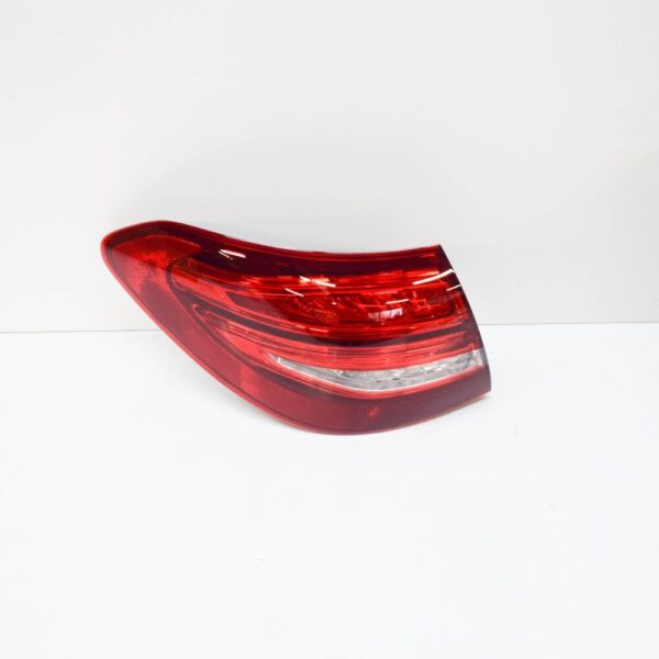A2059065100 - NEW MERCEDES-BENZ C T-MODEL S205 REAR LEFT TAIL LIGHT A2059065100 ORIGINAL
