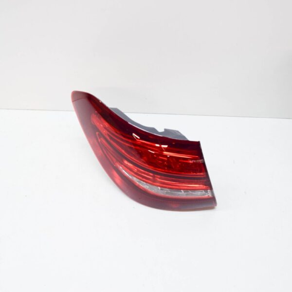 A2059065100 - NEW MERCEDES-BENZ C T-MODEL S205 REAR LEFT TAIL LIGHT A2059065100 ORIGINAL
