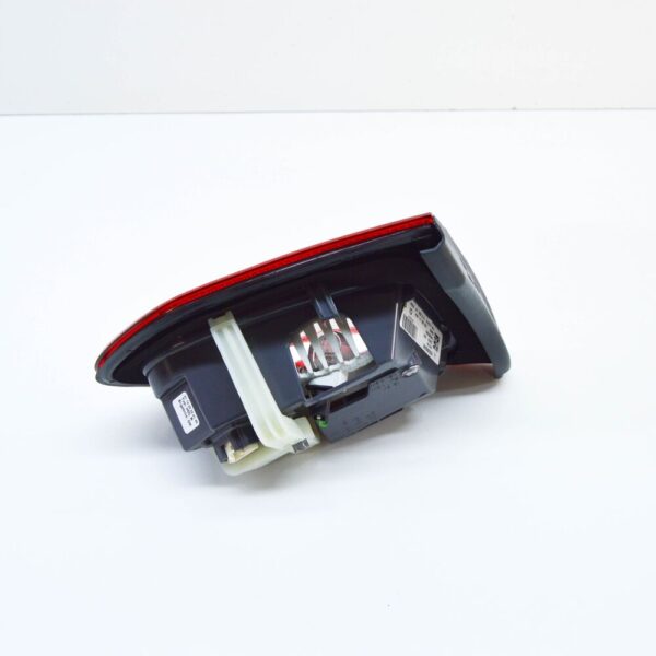 A2059065600 - NEW MERCEDES-BENZ C T-MODEL S205 REAR RIGHT INNER TAIL LAMP A2059065600 ORIGINAL