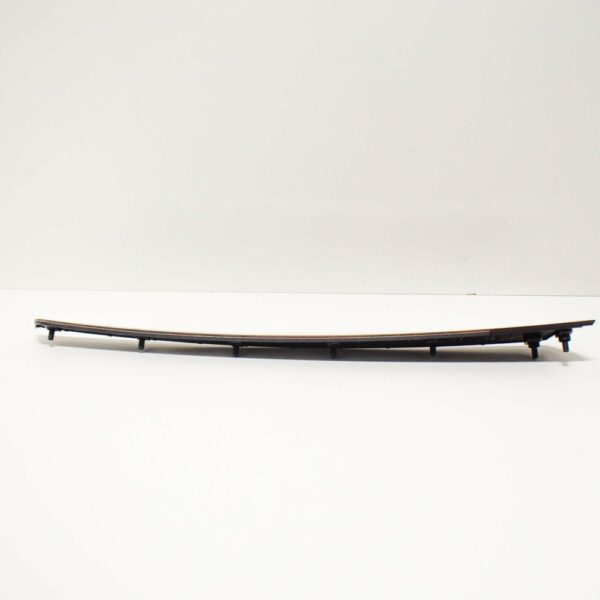 A20772021222A02 - OEM MB E A207 FRONT LEFT GARNISH MOULDING UPPER TRIM A20772021222A02 GENUINE